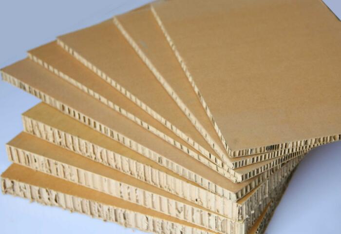 青岛蜂窝纸板的特点及应用有哪些